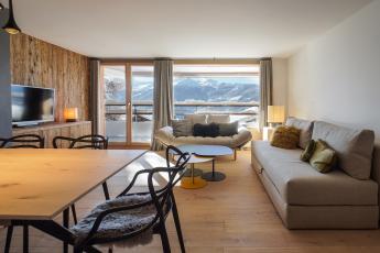 Verbier centre Ski apartment with stunning views